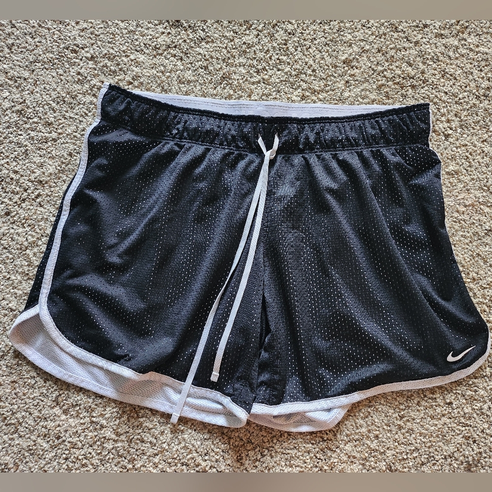Nike Women's Black DRI-FIT Athletic Shorts with White Accents, M